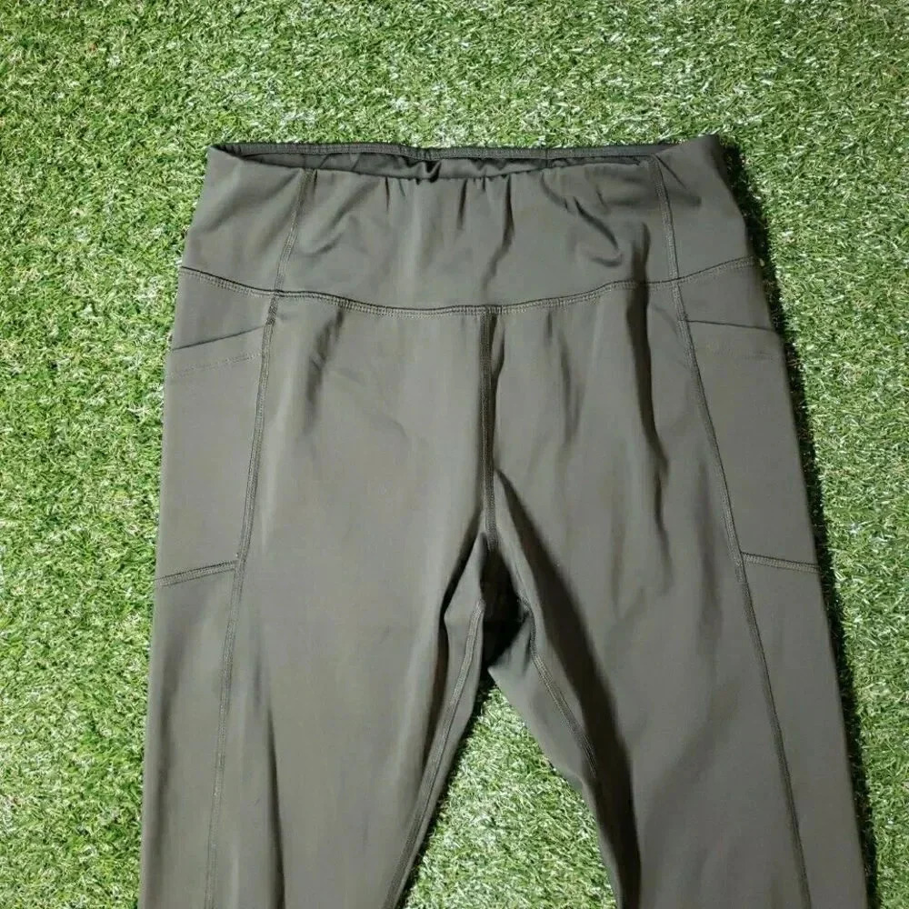 AVIA | Women| Size L 12-14 | Cropped Athletic Leggings pants Olive Green* - Picture 3 of 8